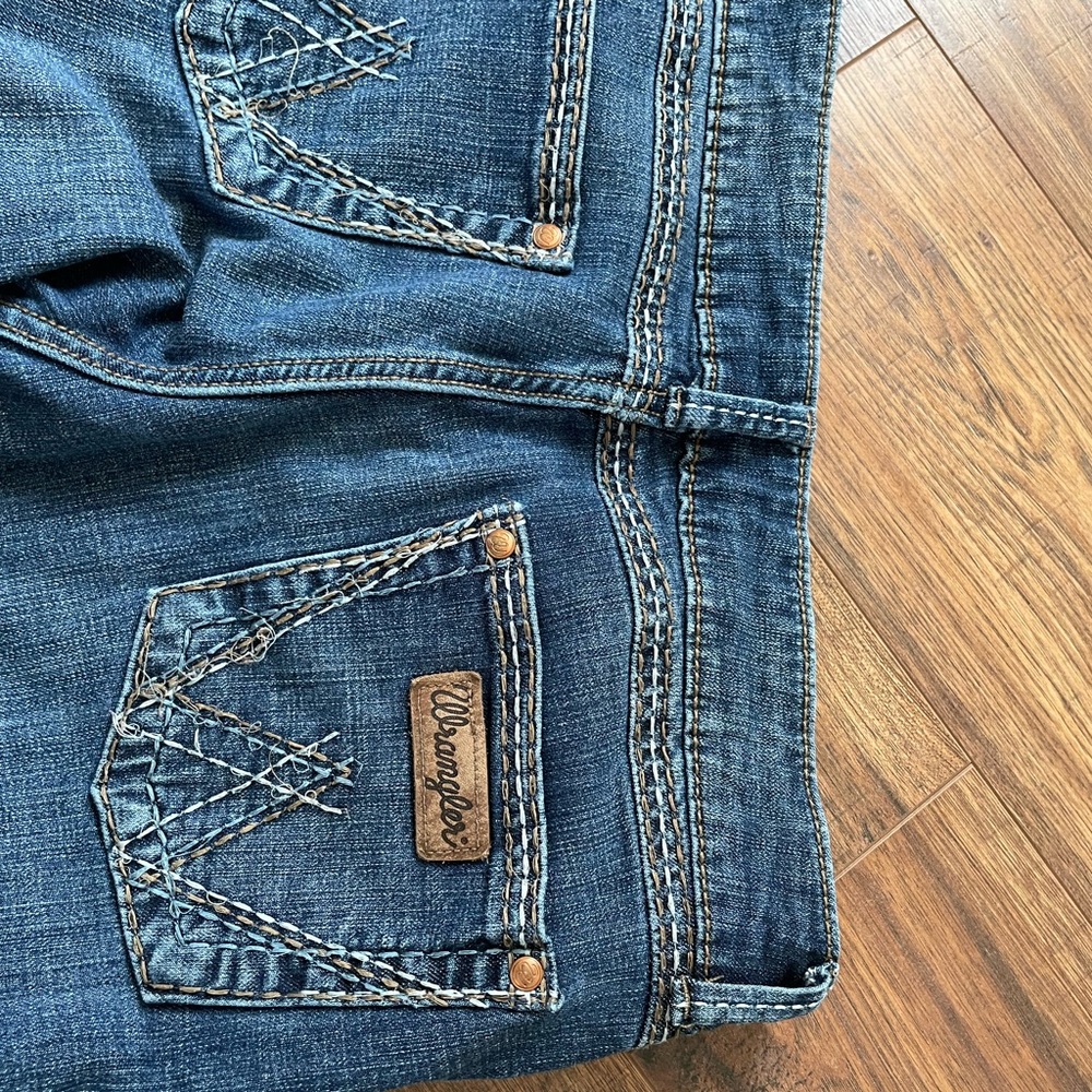 Women’s wrangler jeans